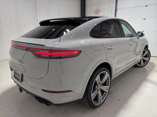 2023 Porsche Cayenne Cayenne