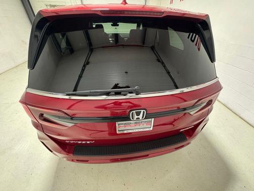 Radiant Red Metallic II 2025 Honda Odyssey Sport-L