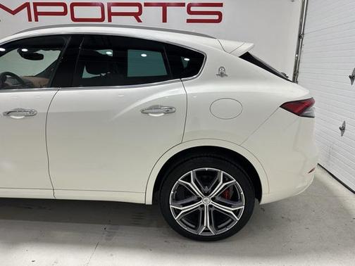 2021 Maserati Levante S GranLusso