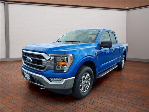 Blue Metallic 2021 Ford F-150 XLT