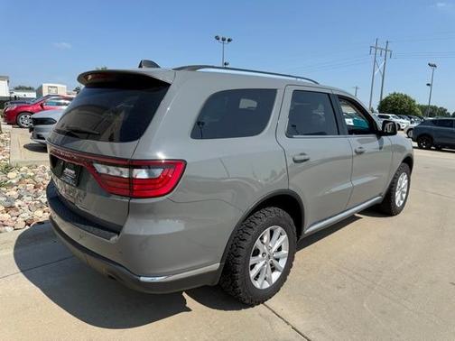 2022 Dodge Durango SXT