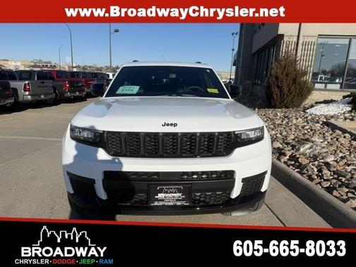 2024 Jeep Grand Cherokee L Laredo