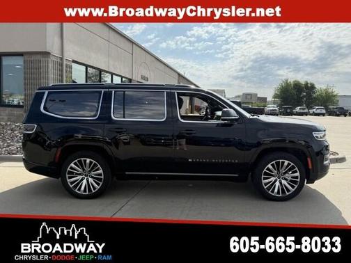 2022 Jeep Grand Wagoneer Series III