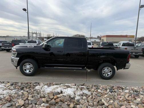 Diamond Black 2026 RAM 2500 Tradesman