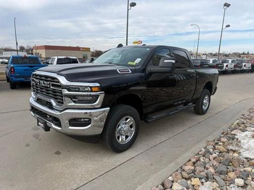 Diamond Black 2026 RAM 2500 Tradesman