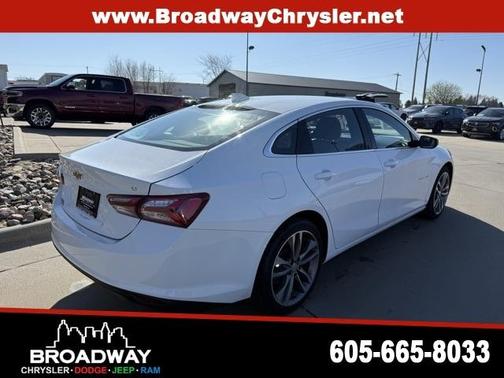 2022 Chevrolet Malibu LT
