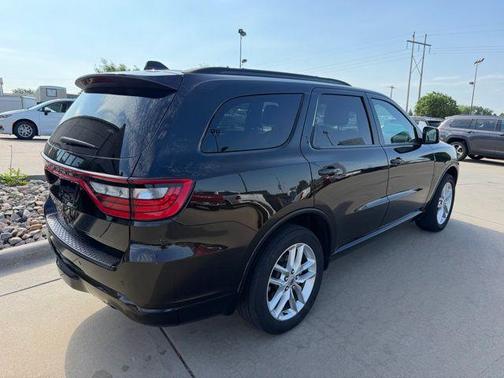 DB Black Crystal Clearcoat 2024 Dodge Durango GT