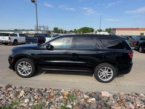 DB Black Crystal Clearcoat 2024 Dodge Durango GT