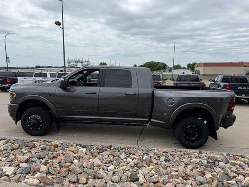 Granite Crystal Clearcoat Metallic 2024 RAM 3500 Limited