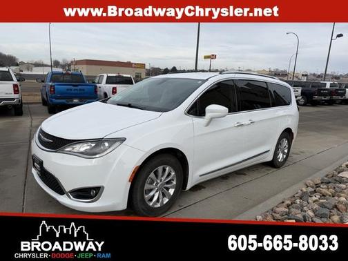 2018 Chrysler Pacifica Touring-L Plus