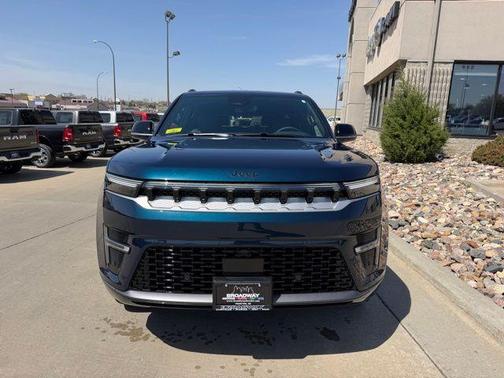 Fathom Blue Pearlcoat 2026 Jeep Grand Wagoneer Base