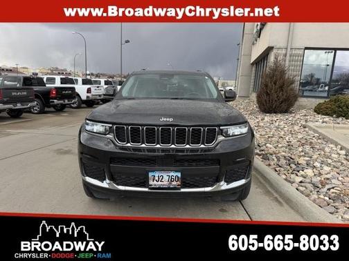2023 Jeep Grand Cherokee L Laredo