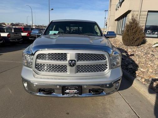 2015 RAM 1500 SLT