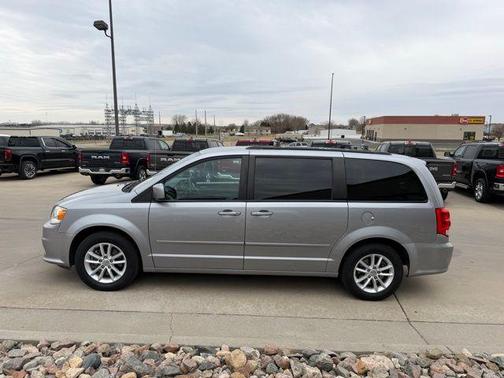 Billet Silver Metallic Clearcoat 2016 Dodge Grand Caravan SXT