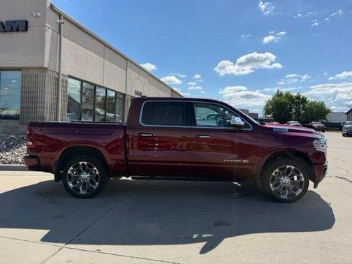 Delmonico Red Pearlcoat 2020 RAM 1500 Longhorn