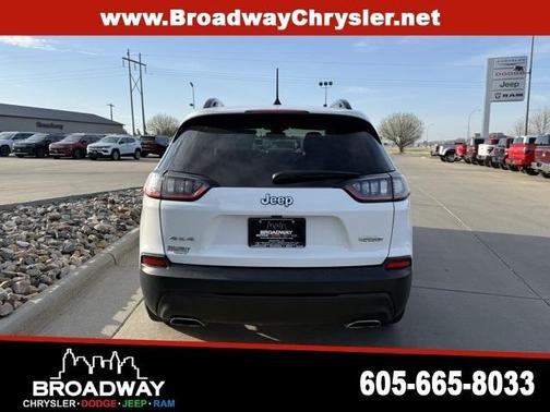 2022 Jeep Cherokee Latitude Lux