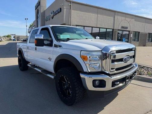 Oxford White 2016 Ford F-250 Lariat