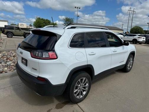 2021 Jeep Cherokee Latitude Lux
