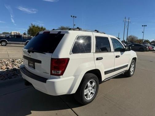 2005 Jeep Grand Cherokee Laredo