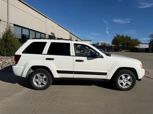 2005 Jeep Grand Cherokee Laredo