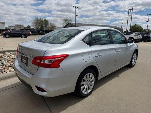 Brilliant Silver Metallic 2018 Nissan Sentra S