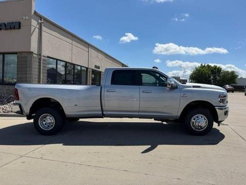 Silver Zynith 2026 RAM 3500 Laramie