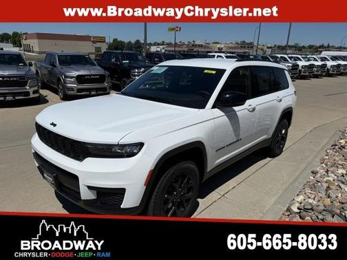 2025 Jeep Grand Cherokee L Laredo