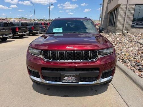 Velvet Red Pearlcoat 2025 Jeep Grand Cherokee L Limited