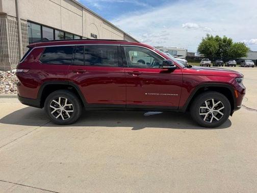 Velvet Red Pearlcoat 2025 Jeep Grand Cherokee L Limited