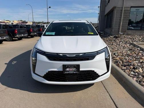 Bright White 2027 Chrysler Pacifica SELECT