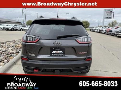 2020 Jeep Cherokee Trailhawk