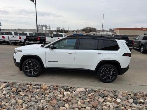 Bright White 2026 Jeep Cherokee Overland