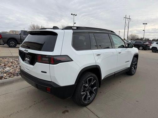 Bright White 2026 Jeep Cherokee Overland