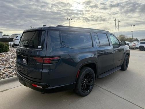 2025 Jeep Wagoneer L Series II