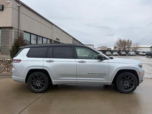 2025 Jeep Grand Cherokee L Summit