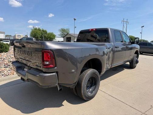 Granite Crystal 2026 RAM 3500 Big Horn