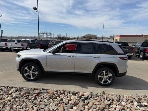 2026 Jeep Grand Cherokee Limited 4x4