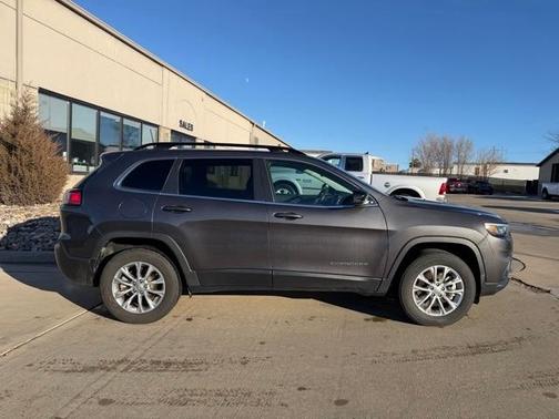 2022 Jeep Cherokee Latitude Lux