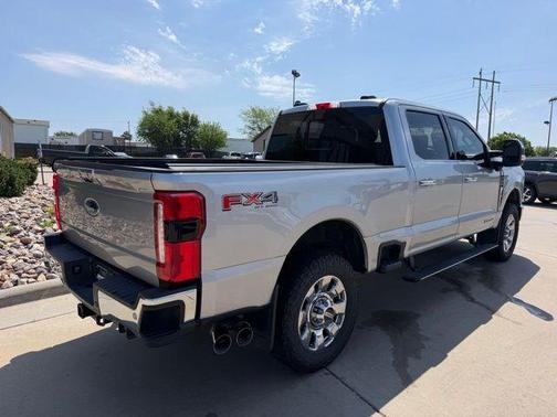 Silver Metallic 2024 Ford F-350 Lariat Super Duty