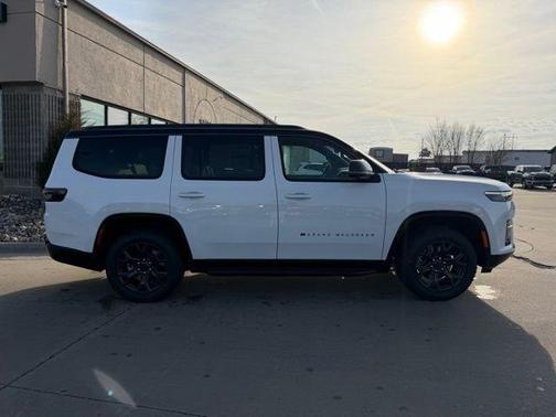 2026 Jeep Grand Wagoneer Base