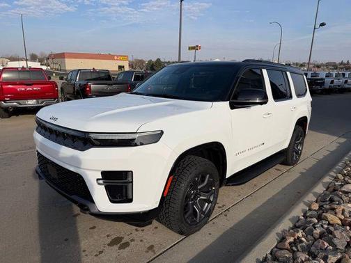 2026 Jeep Grand Wagoneer Base