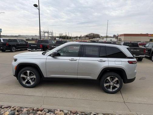 2026 Jeep Grand Cherokee Limited 4x4