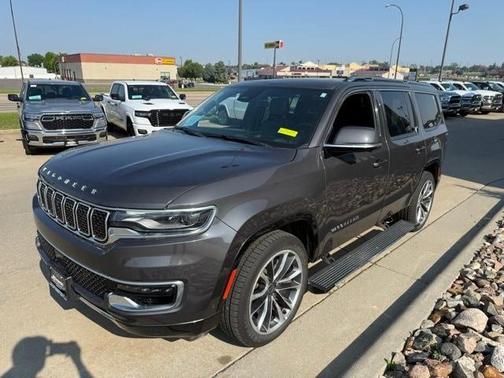 2022 Jeep Wagoneer Series III