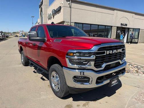 Molten Red Pearlcoat 2026 RAM 2500 Tradesman