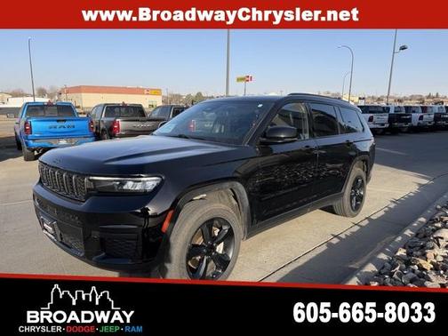 2023 Jeep Grand Cherokee L Laredo