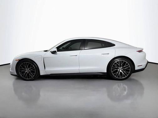 Carrara White Metallic 2024 Porsche Taycan