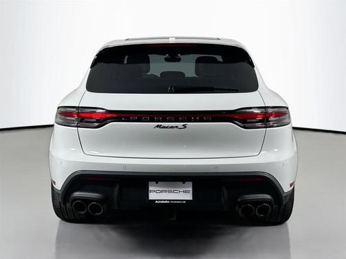 2024 Porsche Macan S