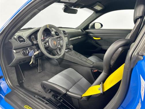 2024 Porsche 718 Cayman GT4 RS