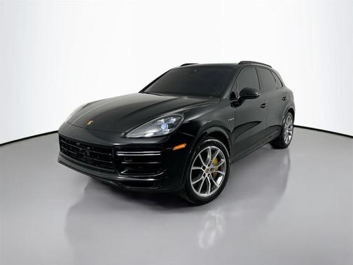2023 Porsche Cayenne Turbo S