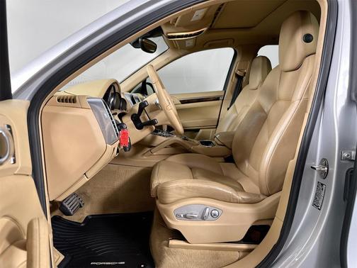 2012 Porsche Cayenne S
